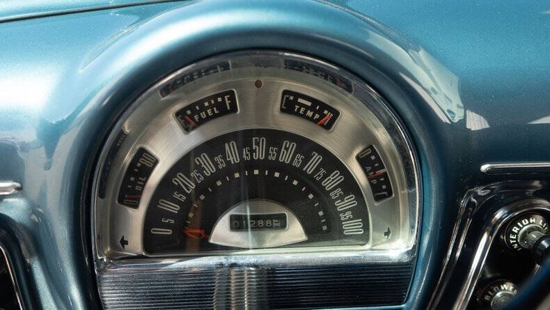1953 Ford Crestline