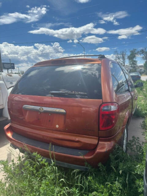 2006 Chrysler Town and Country for sale at Choice American Auto Sales in Cheyenne, WY