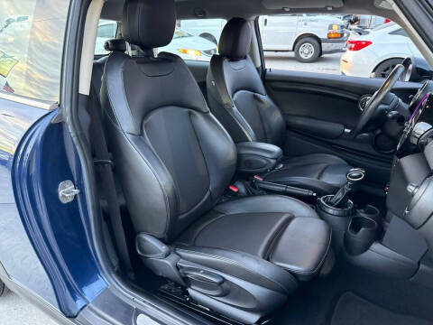 2015 MINI Hardtop 2 Door Cooper