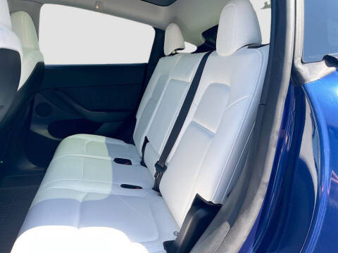 2024 Tesla Model Y Long Range
