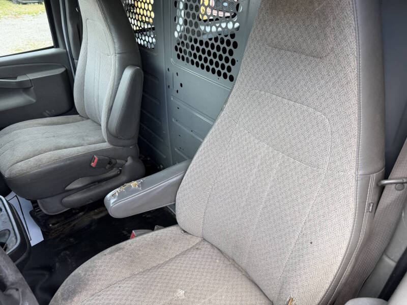 2017 GMC Savana 2500