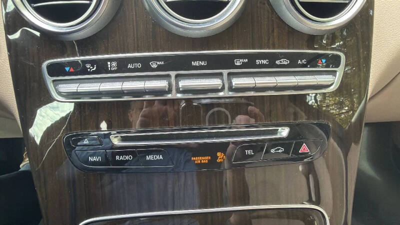 2019 Mercedes-Benz GLC GLC 300