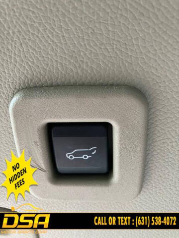 2016 Lincoln Navigator Select