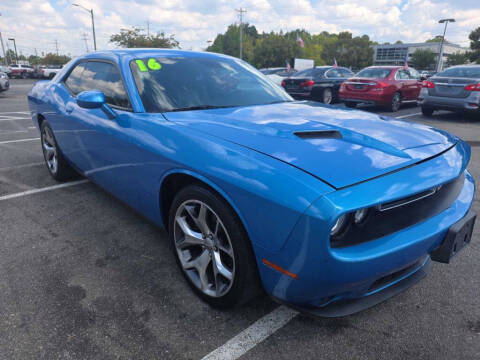 2016 Dodge Challenger SXT