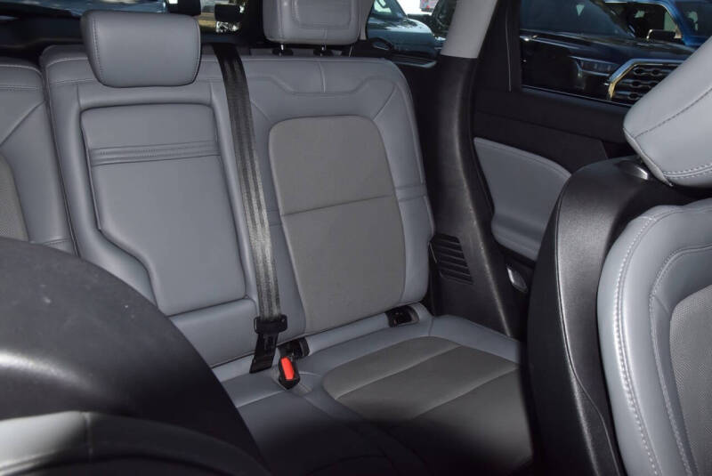 2022 Lincoln Corsair Standard