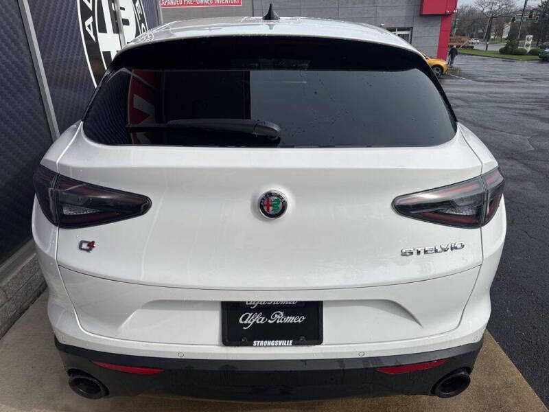 2026 Alfa Romeo Stelvio