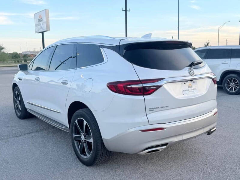 2020 Buick Enclave Essence