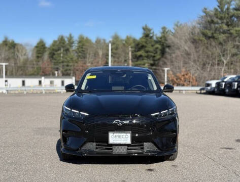 2025 Ford Mustang Mach-E Premium