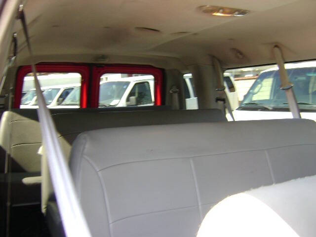2003 Ford E-Series E-350 SD XL