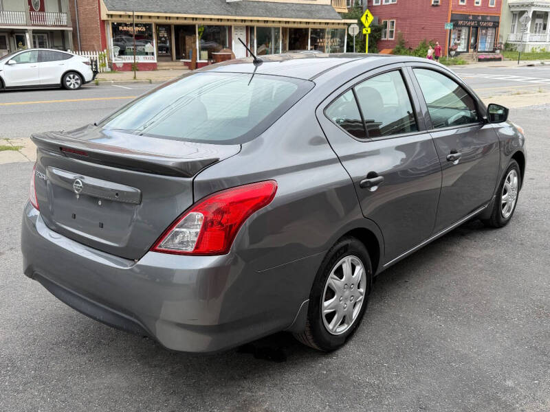2018 Nissan Versa S Plus