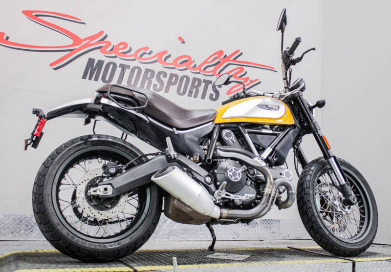 2015 Ducati Scrambler Icon