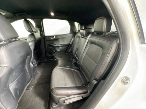 2024 Ford Escape Hybrid ST-Line Select