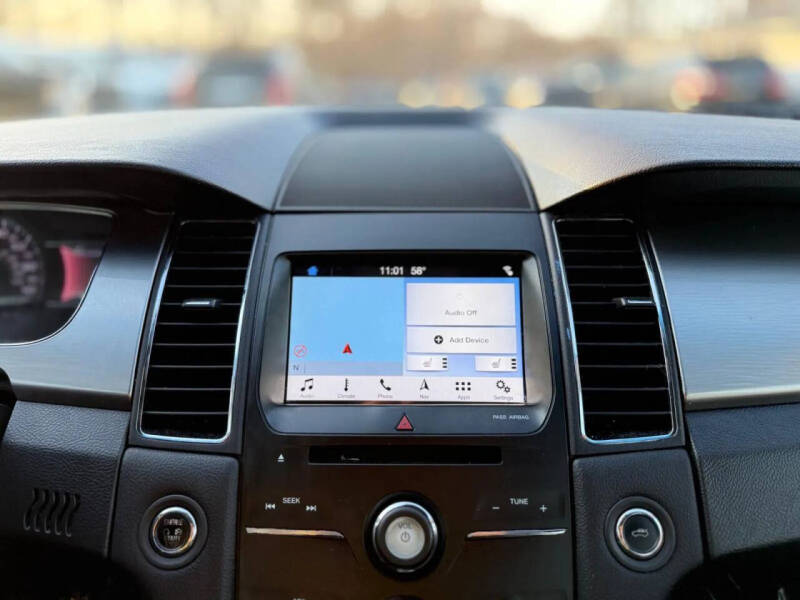 2016 Ford Taurus SEL