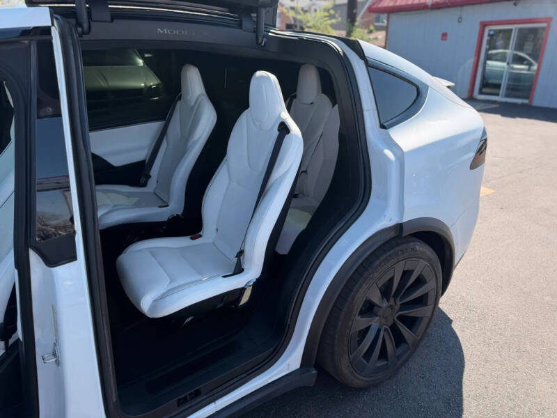 2022 Tesla Model X Plaid