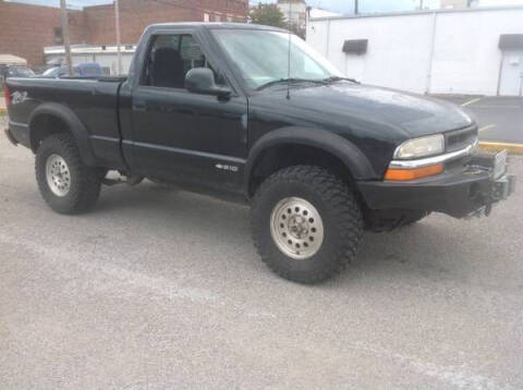 1998 Chevrolet S-10 for sale at Classic Car Deals in Cadillac MI