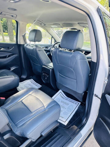 2020 Buick Enclave Essence