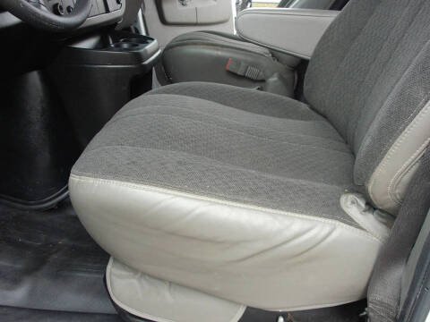 2020 GMC Savana 2500