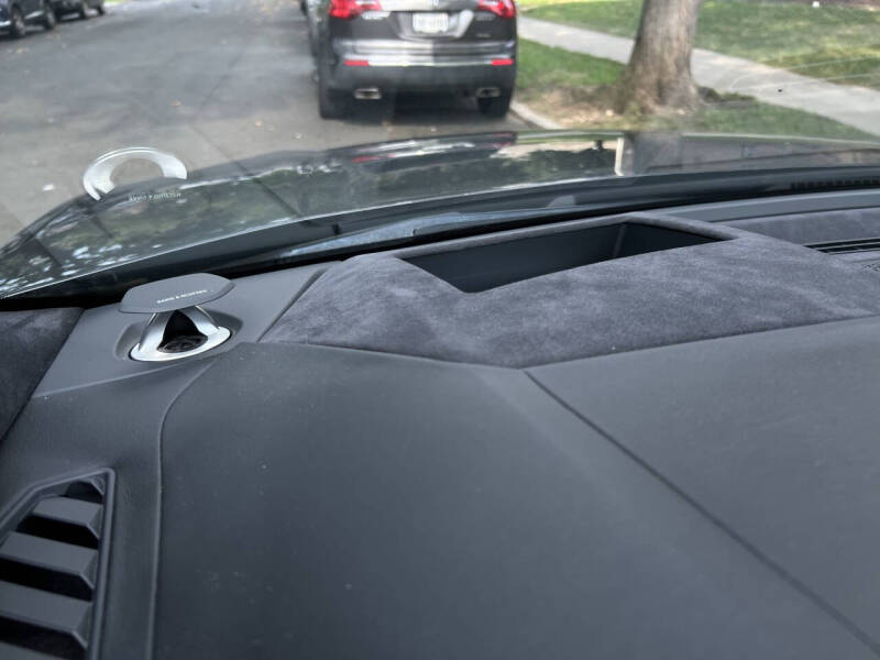 2019 Lamborghini Urus