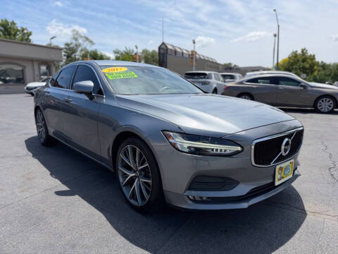 2017 Volvo S90 T5 Momentum