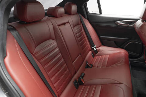 2022 Alfa Romeo Giulia Veloce