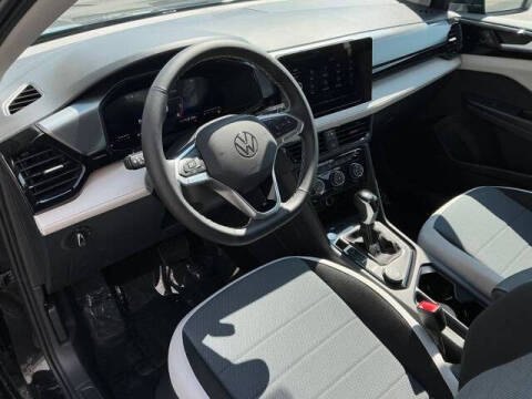 2025 Volkswagen Taos S 4Motion
