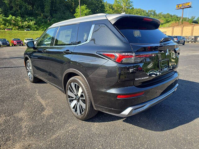 2025 Mitsubishi Outlander SEL Platinum Edition