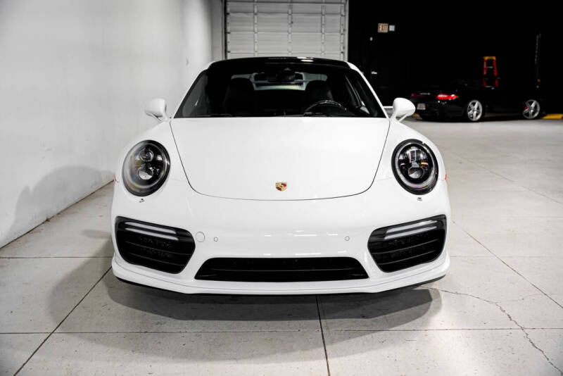 2018 Porsche 911 Turbo S