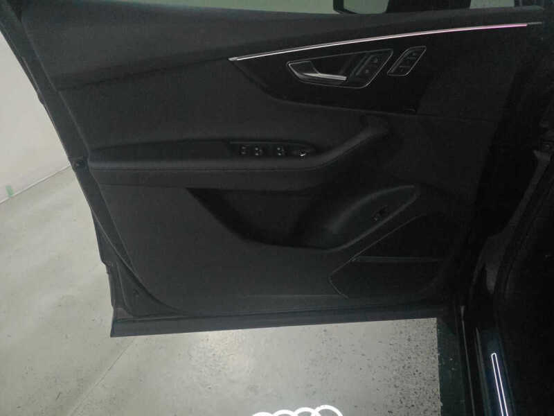 2023 Audi Q7 quattro Premium Plus 45 TFSI