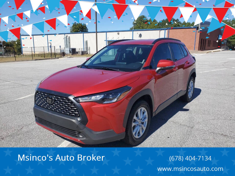 2022 Toyota Corolla Cross LE's photo