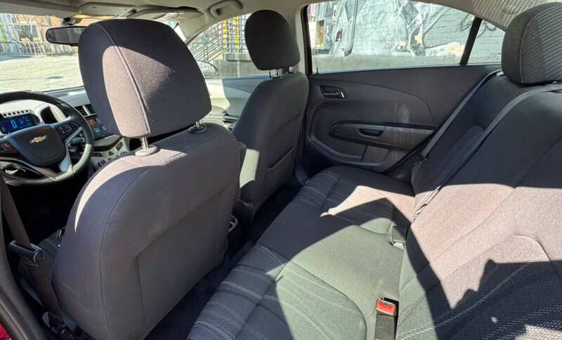 2015 Chevrolet Sonic LT Auto