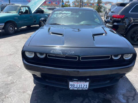 2019 Dodge Challenger SXT