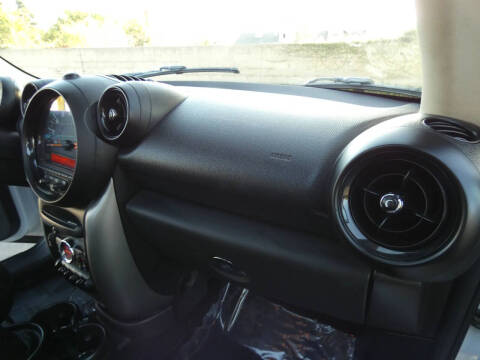 2016 MINI Countryman Cooper