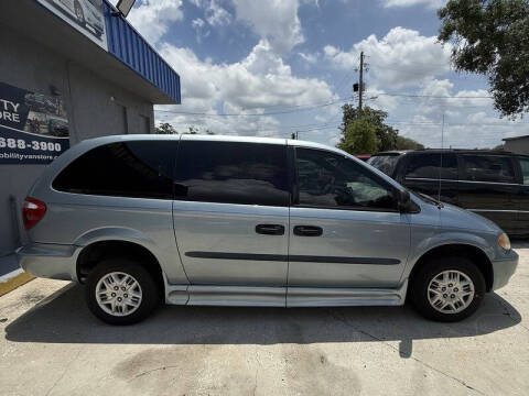 2004 Dodge Grand Caravan SE