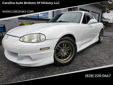 2003 Mazda MX-5 Miata for sale at Carolina Auto Brokers of Hickory LLC in Hickory NC