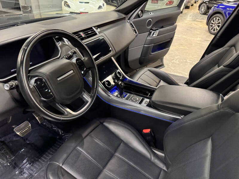 2021 Land Rover Range Rover Sport HSE Silver Edition