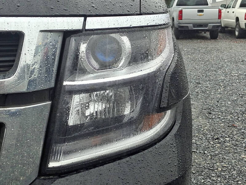 2017 Chevrolet Suburban LS