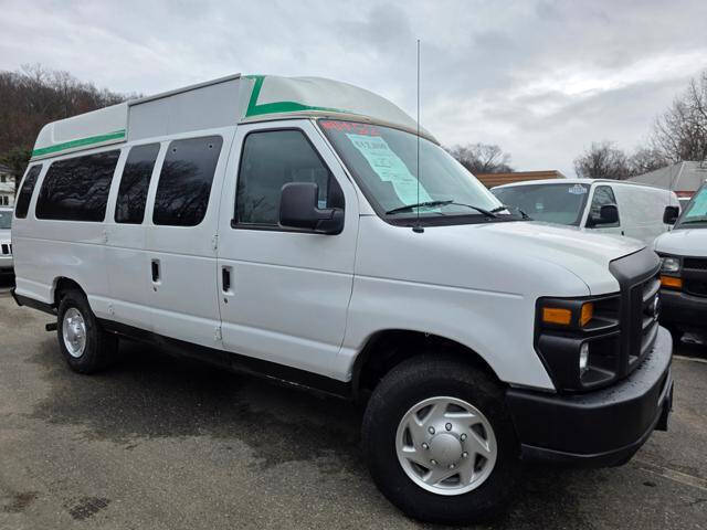2012 Ford E-Series E-350 SD