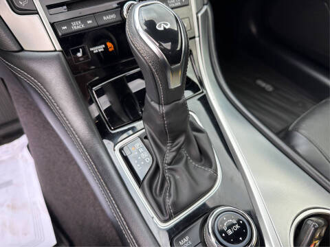 2020 Infiniti Q60