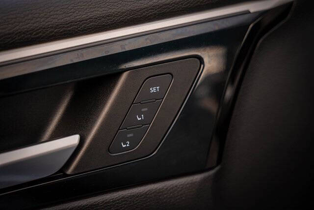 2023 Mitsubishi Outlander PHEV SEL