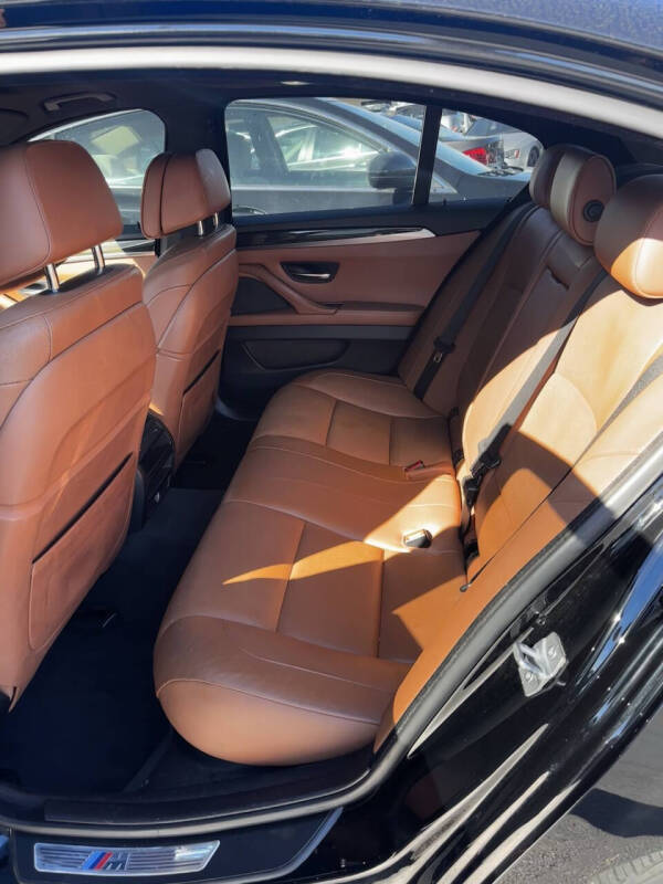 2014 BMW 5 Series 550i