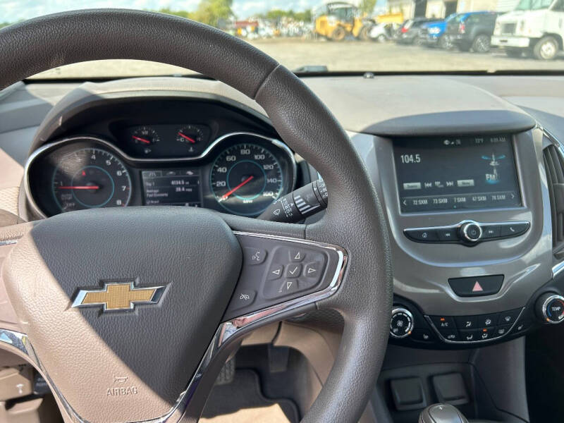 2018 Chevrolet Cruze LT Auto