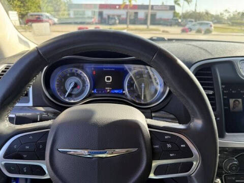 2019 Chrysler 300 Touring