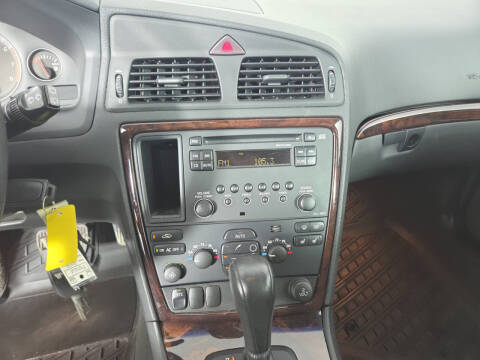 2006 Volvo V70 2.5T