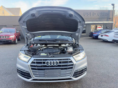 2018 Audi Q5 2.0T quattro Premium Plus