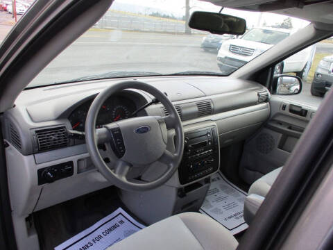 2006 Ford Freestar SE