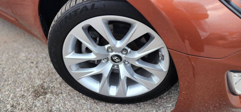 2013 Hyundai Genesis Coupe 3.8 Grand Touring