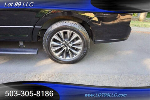 2017 Lincoln Navigator Select