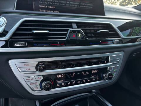 2017 BMW 7 Series 750i