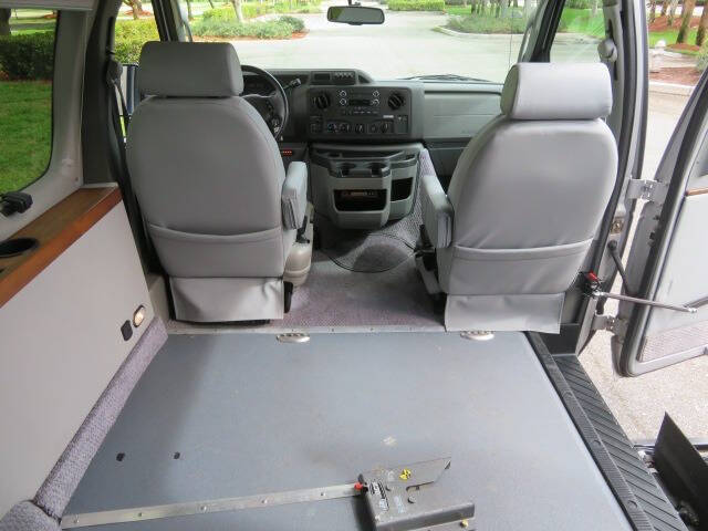 2013 Ford E-Series E-150