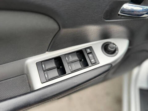 2012 Chrysler 200 Touring